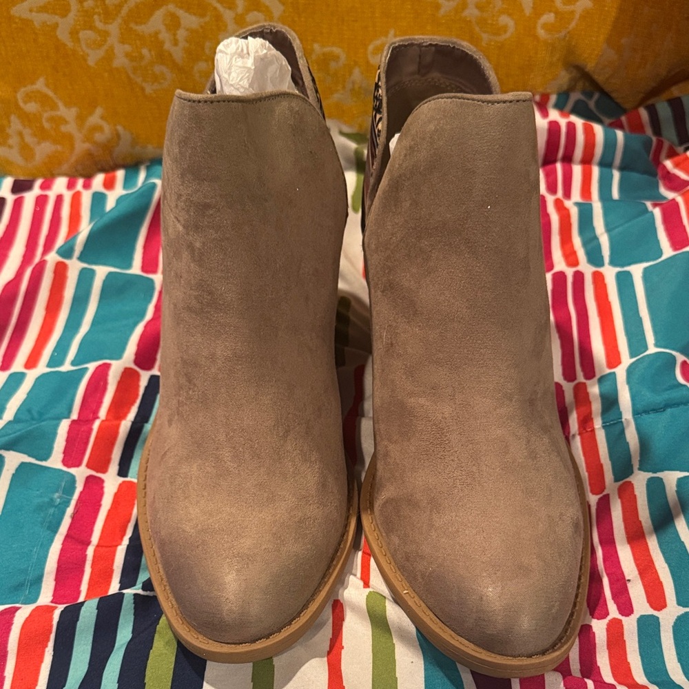 Qupid Taupe Ankle Booties